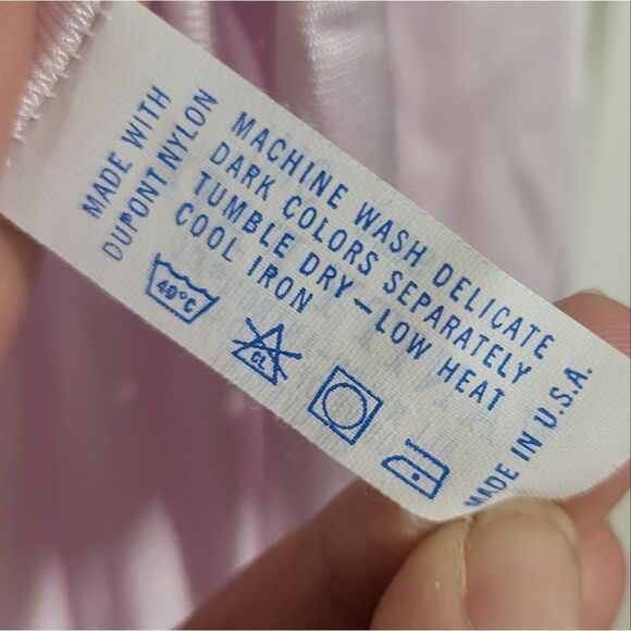 Vanity Fair Vintage Light Purple Nylon Robe & Gown Set - Picture 13 of 14